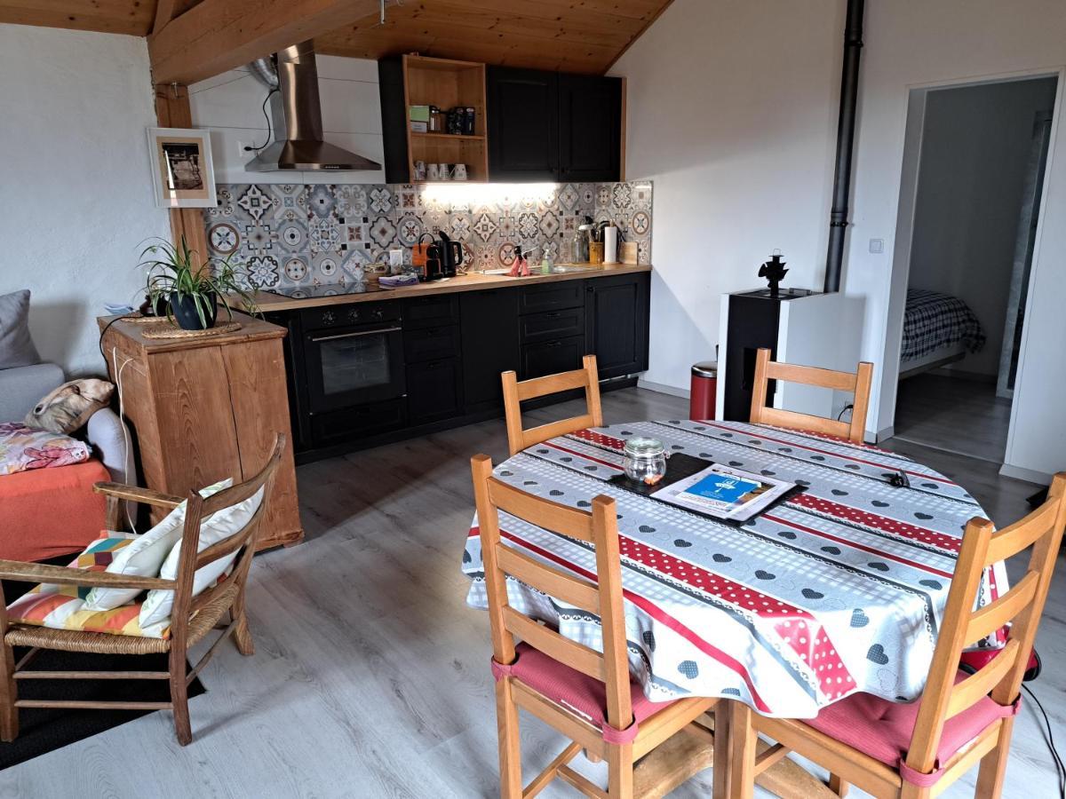 Charmante Maison Au Coeur Du Lavaux, Cully, Cuisine, Wifi, Les Echalas Bagian luar foto